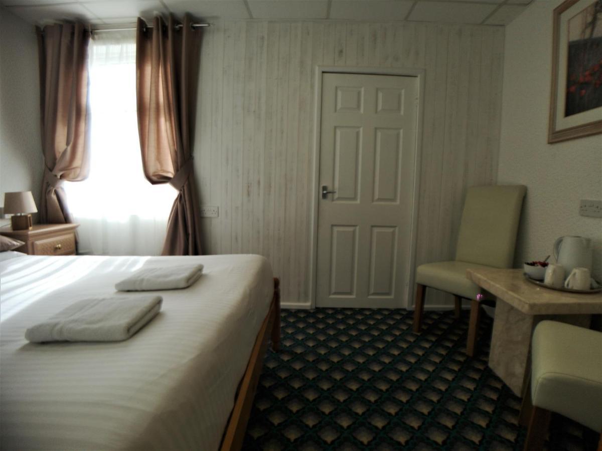 بلاكبول The Hopton Hotel المظهر الخارجي الصورة