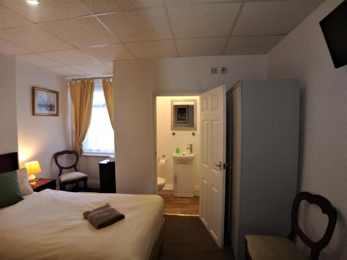 بلاكبول The Hopton Hotel المظهر الخارجي الصورة