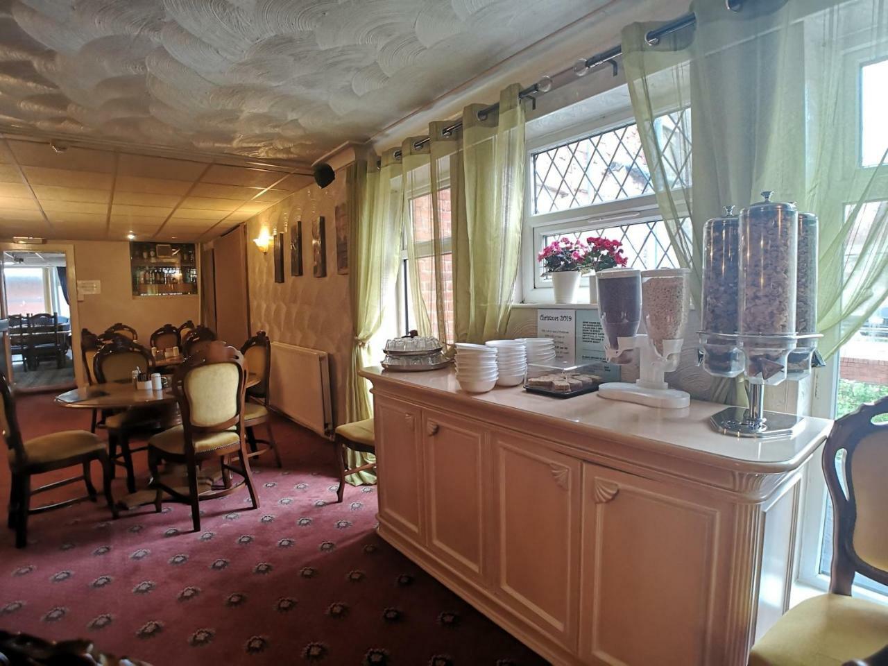 بلاكبول The Hopton Hotel المظهر الخارجي الصورة