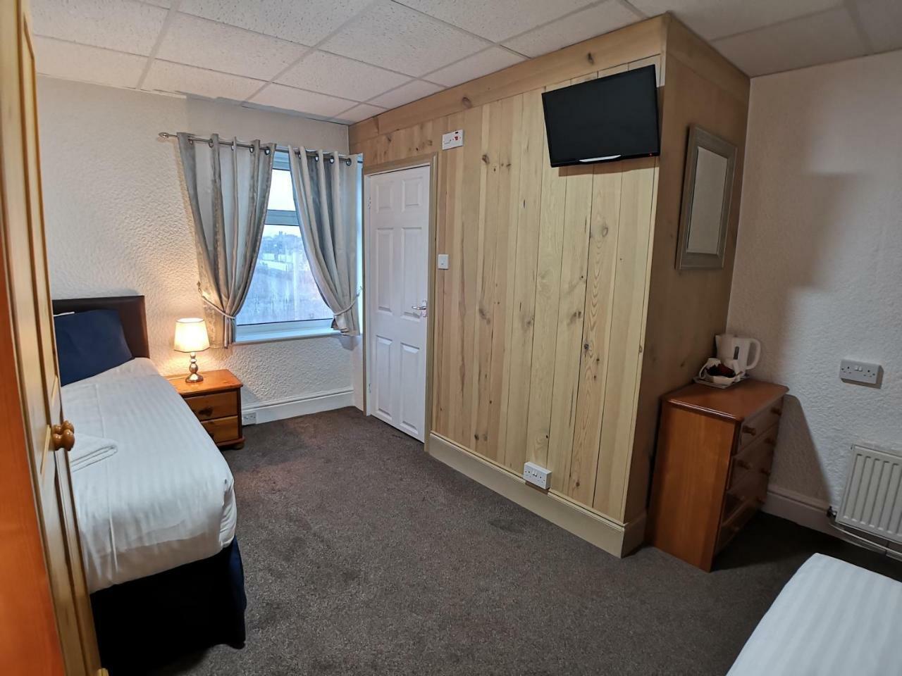 بلاكبول The Hopton Hotel المظهر الخارجي الصورة
