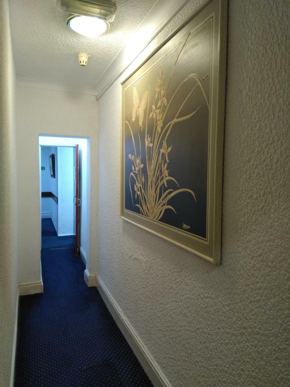 بلاكبول The Hopton Hotel المظهر الخارجي الصورة