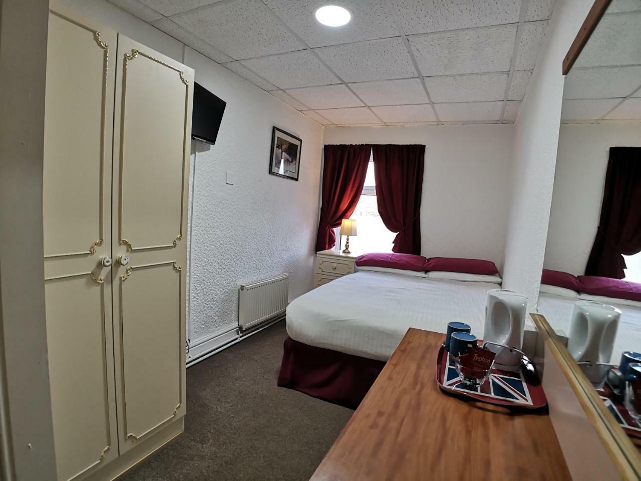 بلاكبول The Hopton Hotel المظهر الخارجي الصورة